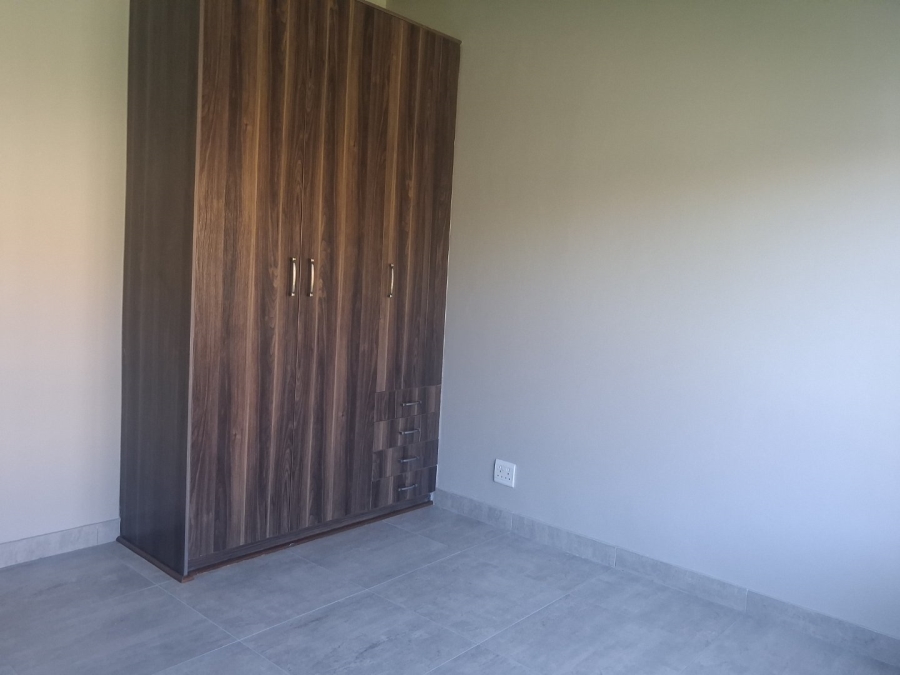 To Let 3 Bedroom Property for Rent in Hillside Free State